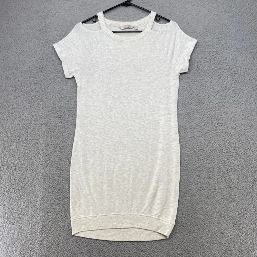 Athleta Shala cold-shoulder dress - Picture 8 of 8
